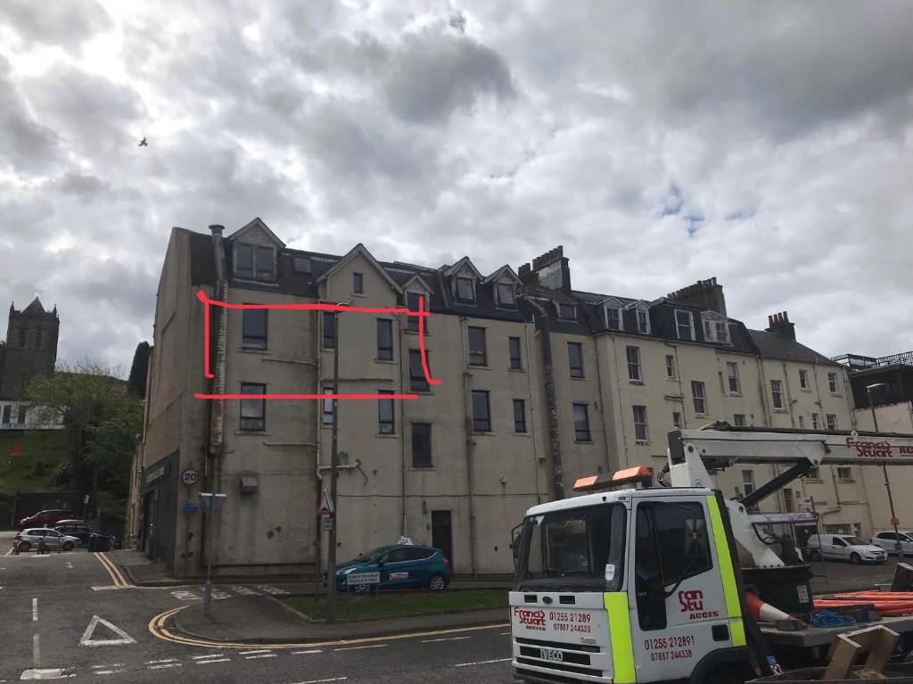 Prime location rooms in high street room 3