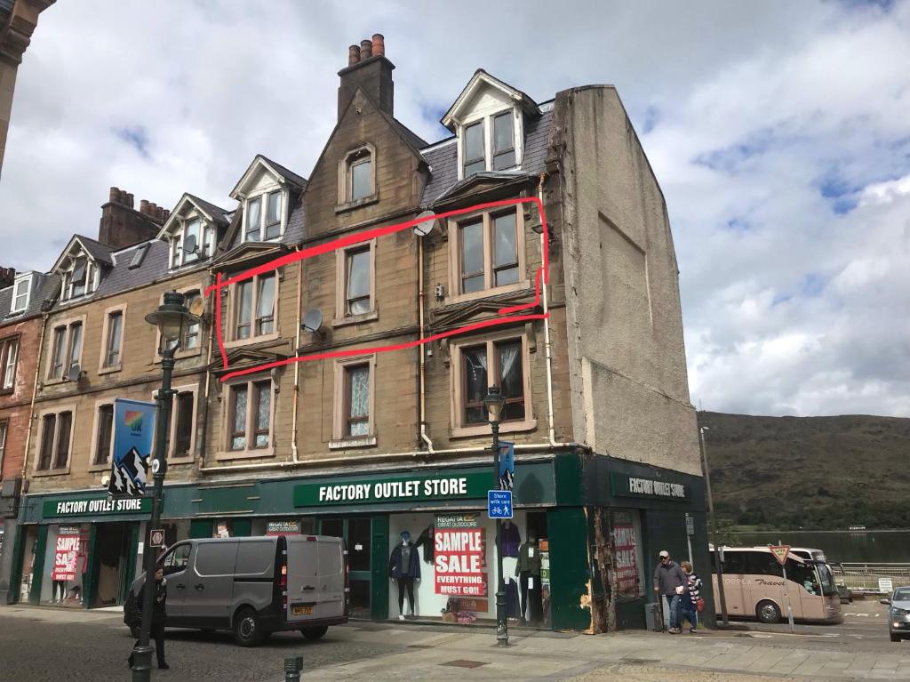 Prime location rooms in high street room 6